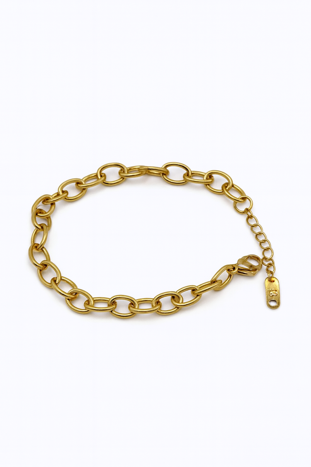 The Rowan Bracelet from EMPIECE™- unisex gold chain bracelet crafted from 304 stainless steel with 18k old PVD coating.